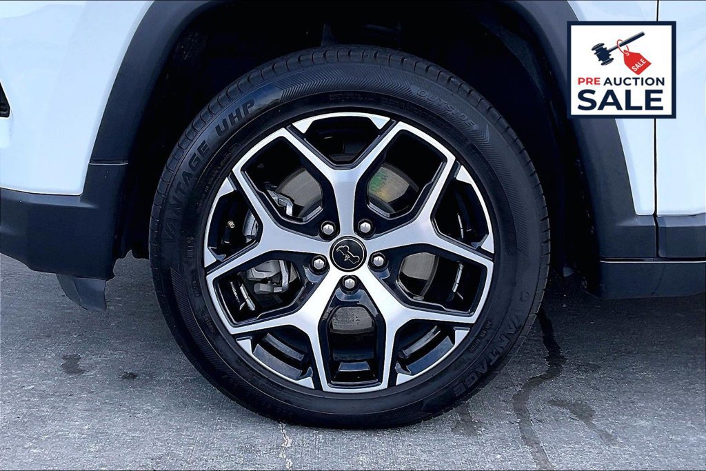 Used 2025 Jeep Compass Limited AWD/4WD image 9
