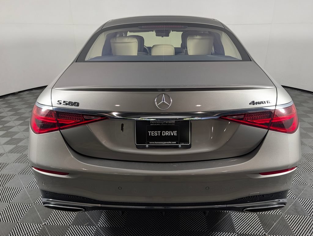 Used 2024 Mercedes-Benz S 580 4MATIC Sedan image 6