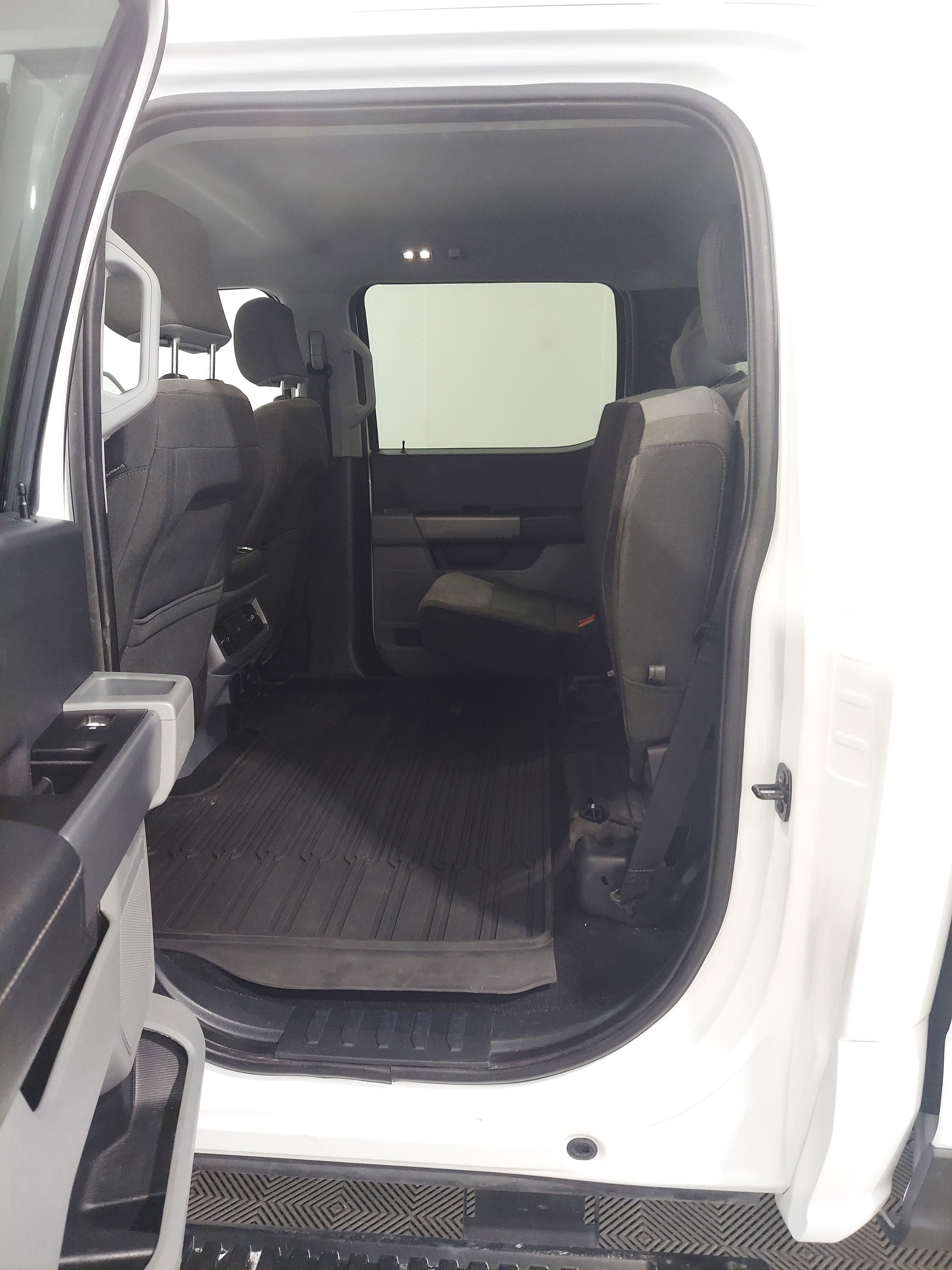 Used 2024 Ford F250 XLT AWD/4WD image 17