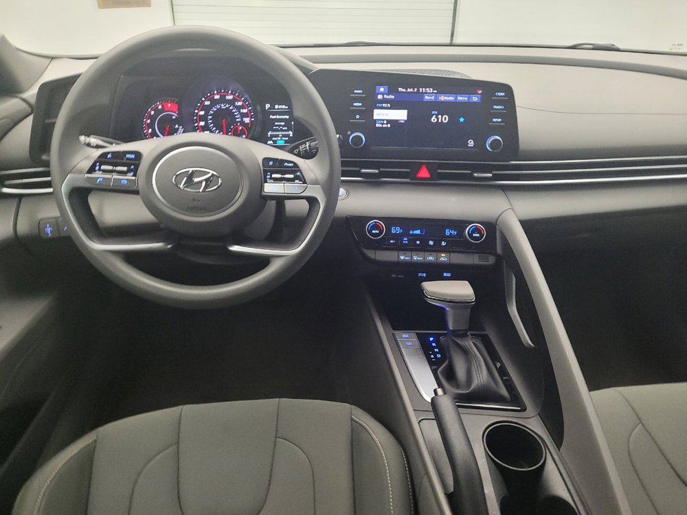 Used 2023 Hyundai Elantra SEL w/ Cargo Package FWD image 22