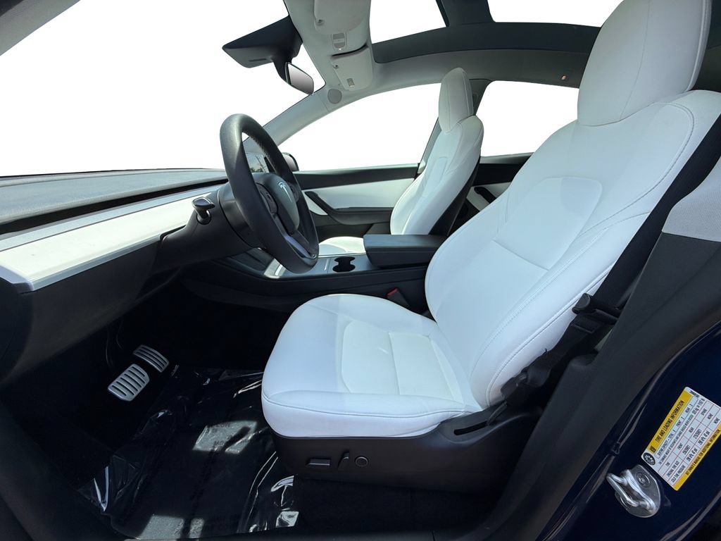 Used 2022 Tesla Model Y Performance AWD/4WD image 9