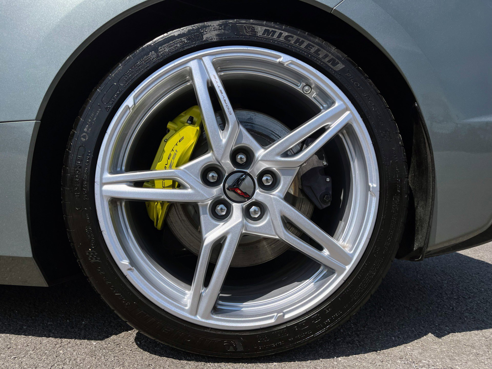 Used 2022 Chevrolet Corvette Stingray Preferred Cpe w/ Z51 Performance Package RWD image 52