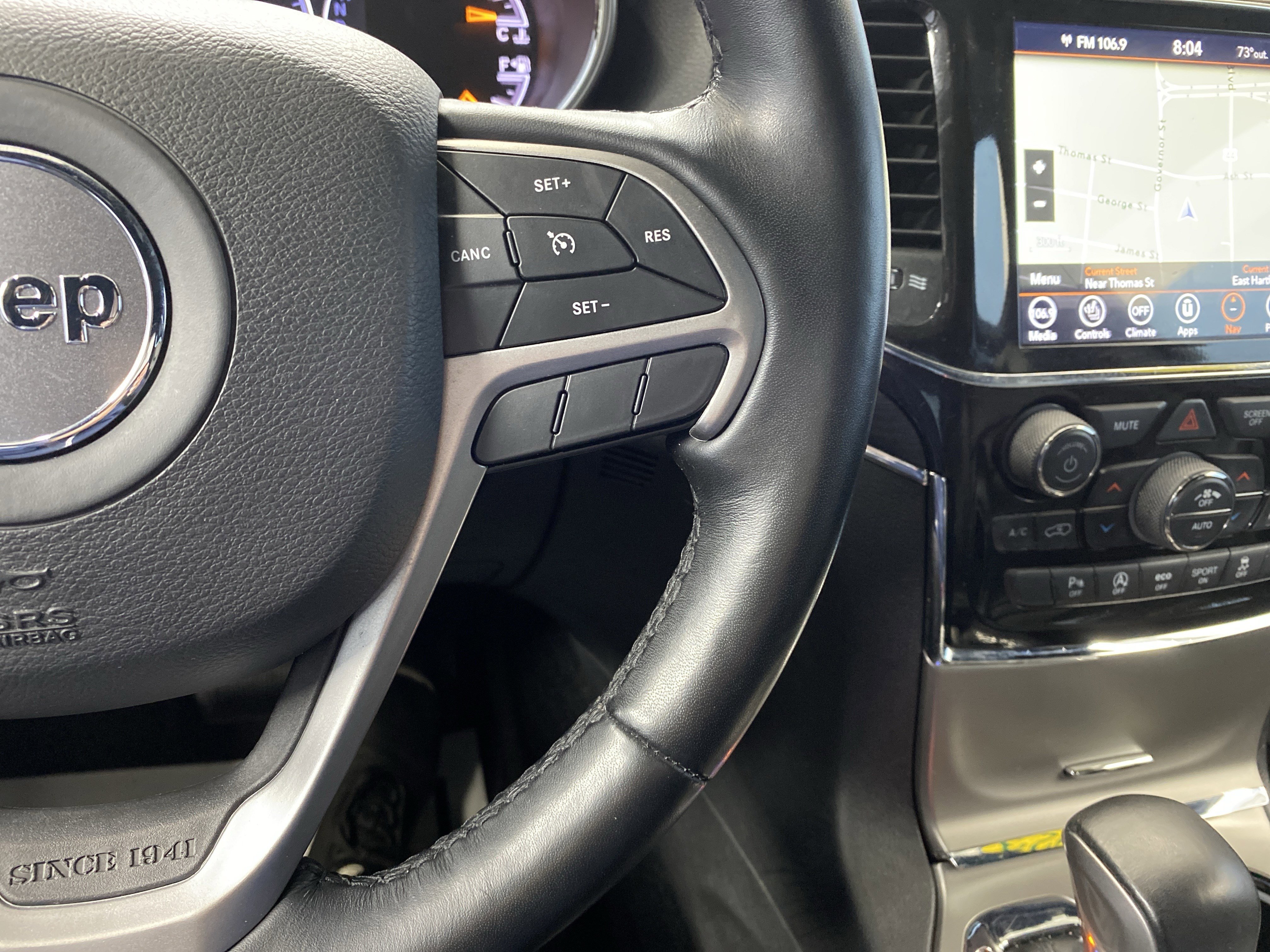 Certified 2022 Jeep Grand Cherokee Limited image 24