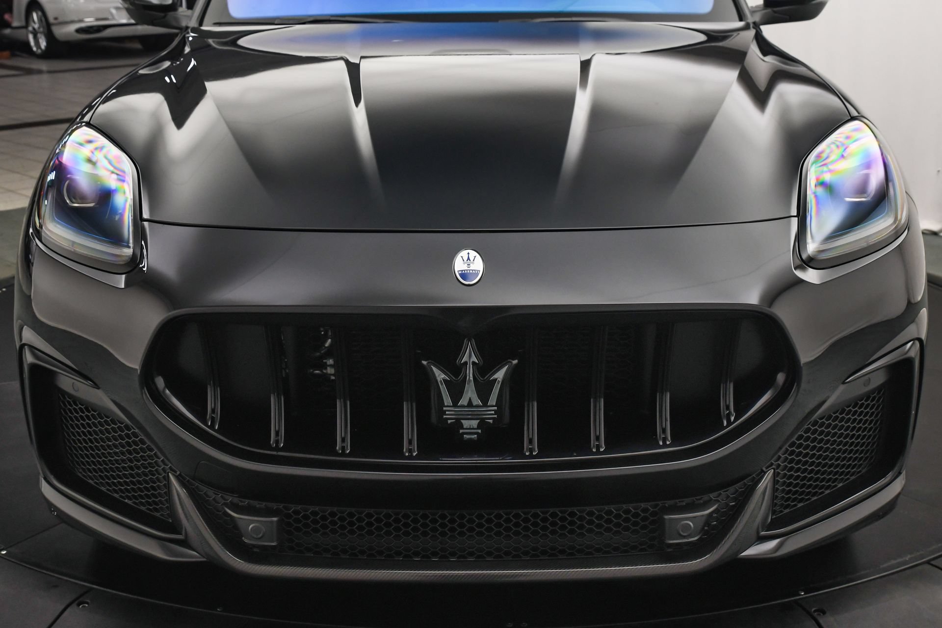 Used 2025 Maserati Grecale Modena AWD/4WD image 27