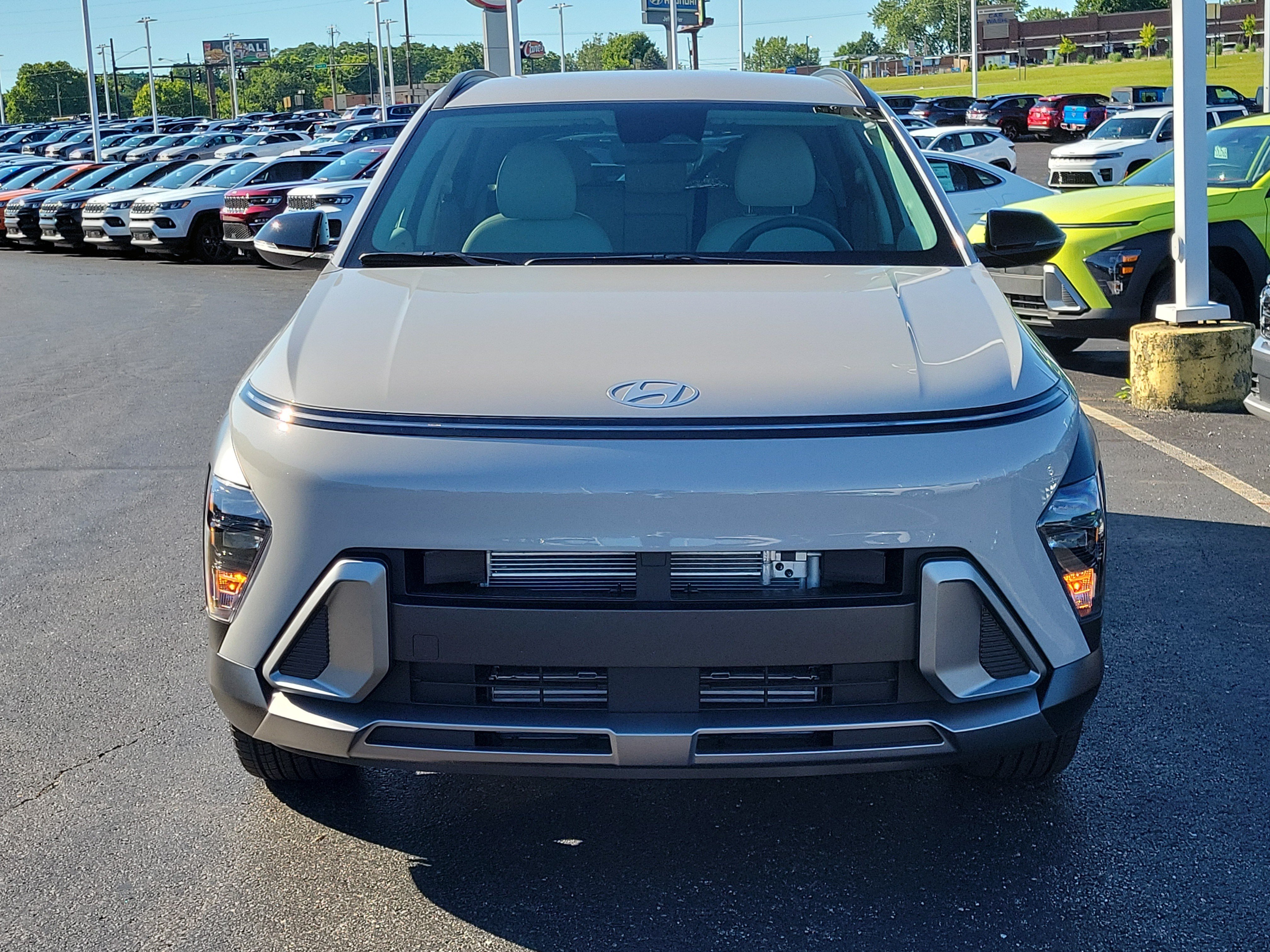 New 2026 Hyundai Kona SEL Premium AWD/4WD image 2