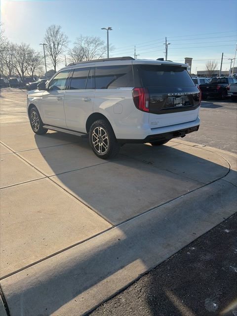 New 2026 Ford Expedition Active AWD/4WD image 5