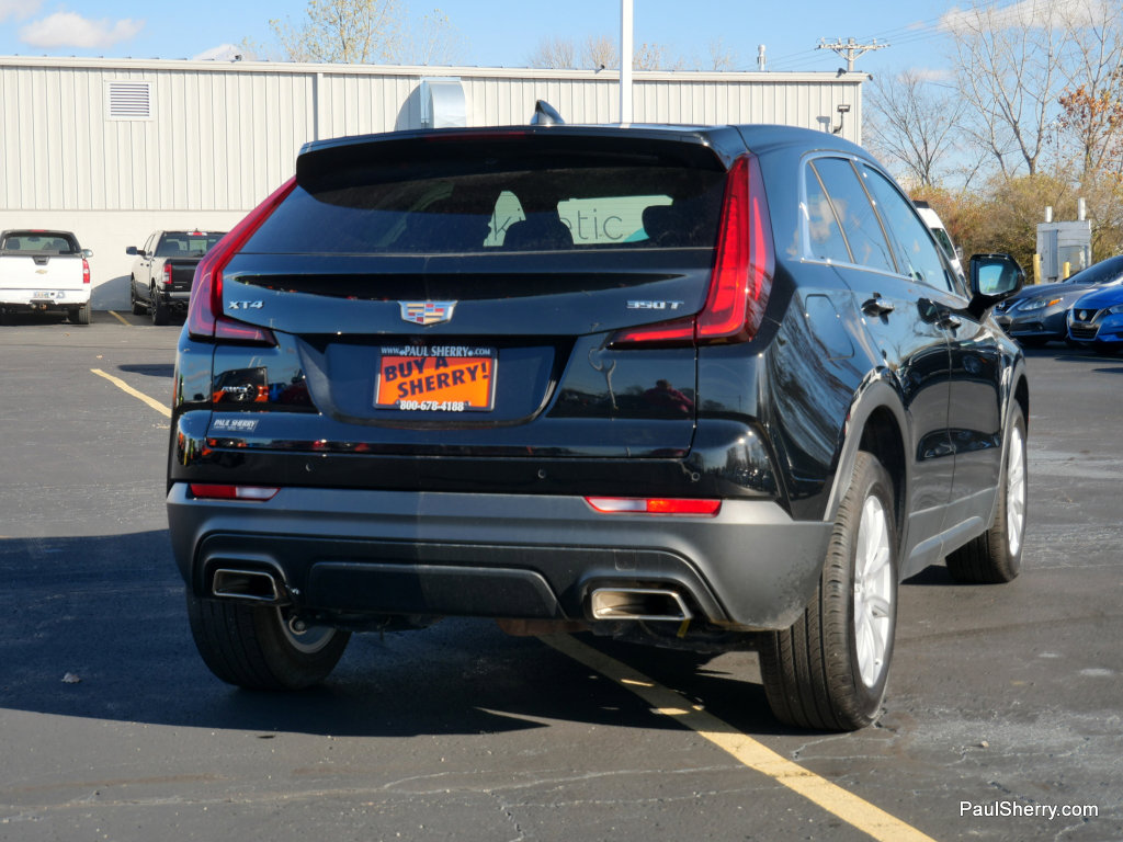 Used 2023 Cadillac XT4 Luxury w/ Driver Awareness Package AWD/4WD image 10