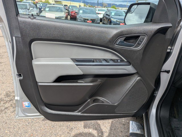 Used 2016 Chevrolet Colorado LT w/ LT Convenience Package AWD/4WD image 9