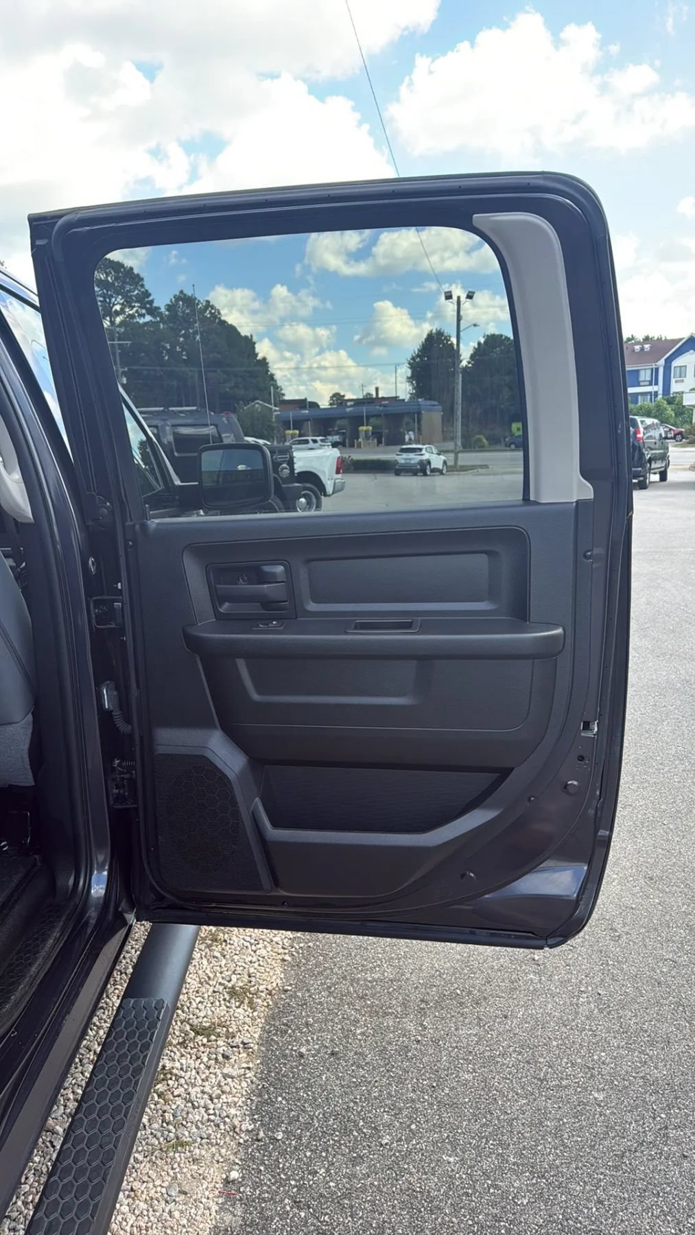 Used 2018 RAM 1500 Tradesman w/ Popular Equipment Group AWD/4WD image 32