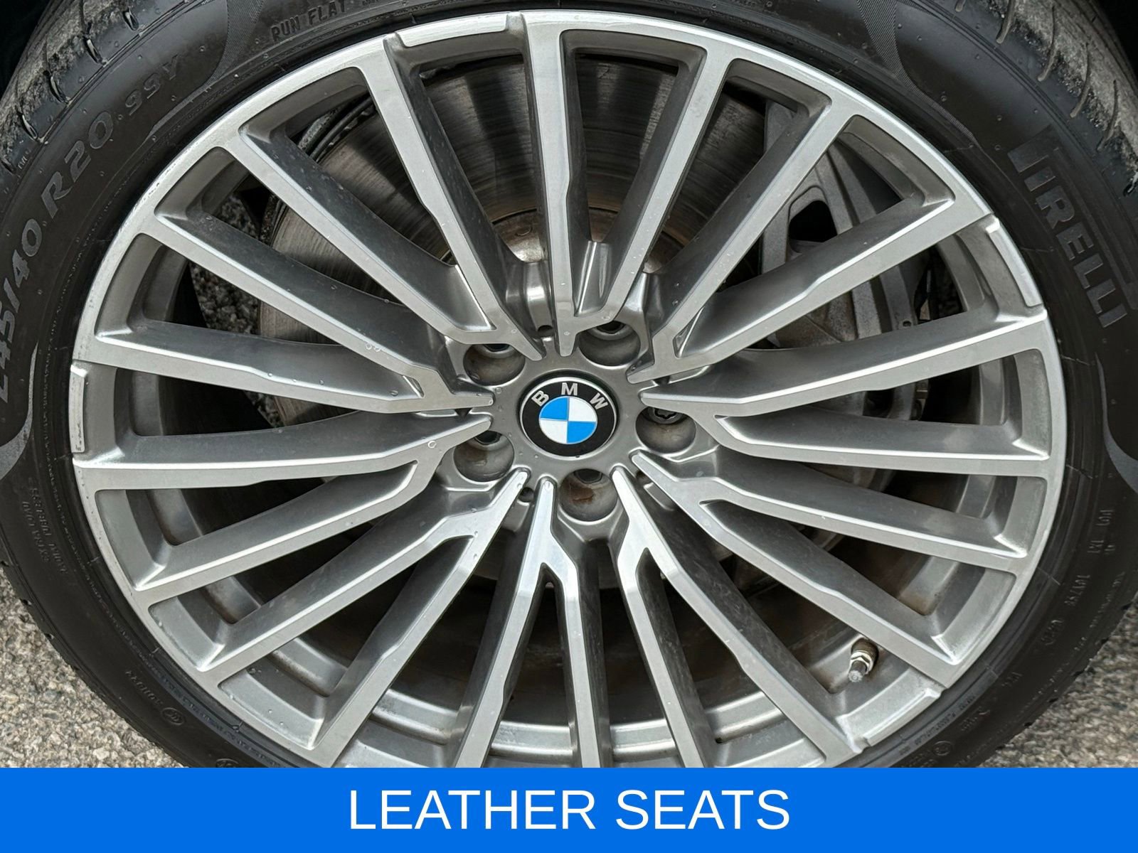 Used 2021 BMW 750i xDrive w/ Executive Package image 17