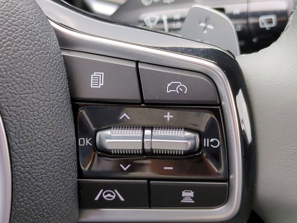 Used 2024 Kia Sorento SX Prestige w/ Sage Leather Package image 26