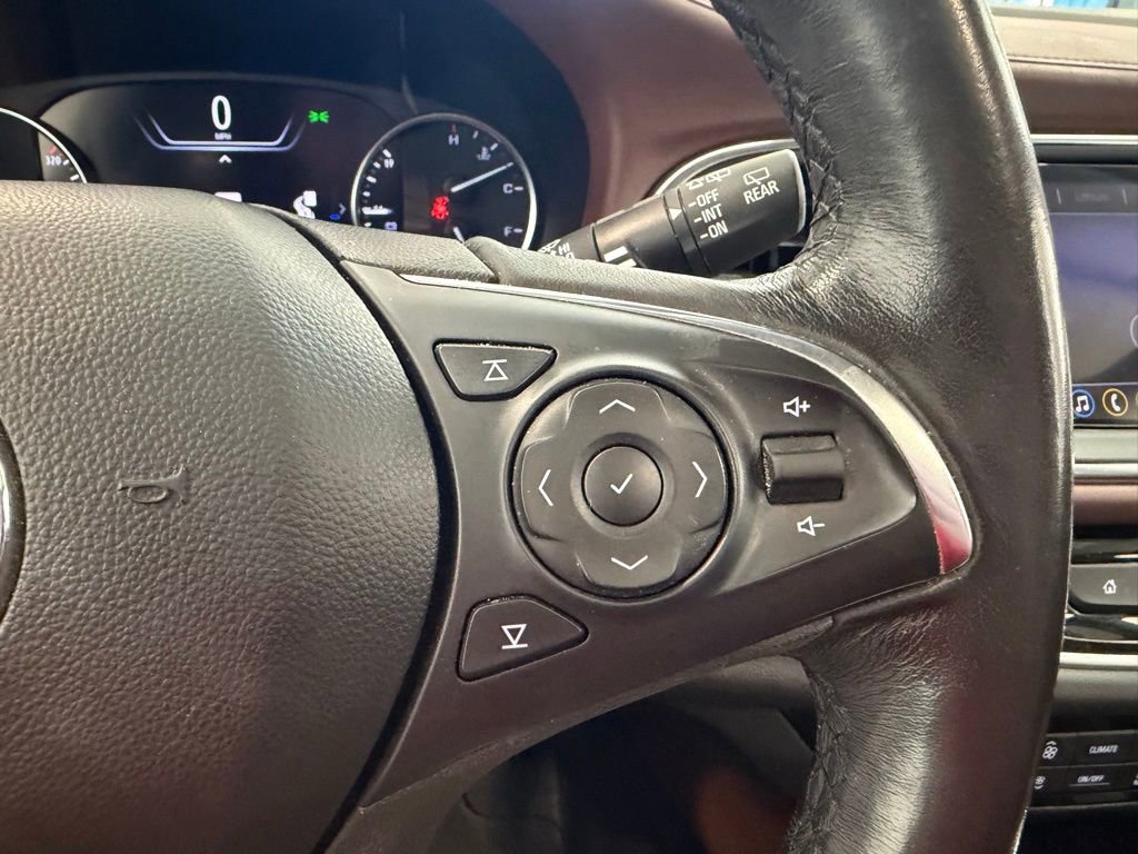 Used 2021 Buick Enclave Avenir w/ Avenir Technology Package image 21