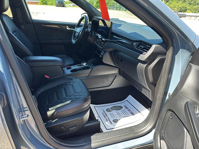 Certified 2024 Ford Escape ST-Line Elite w/ Premium Technology Package AWD/4WD image 20