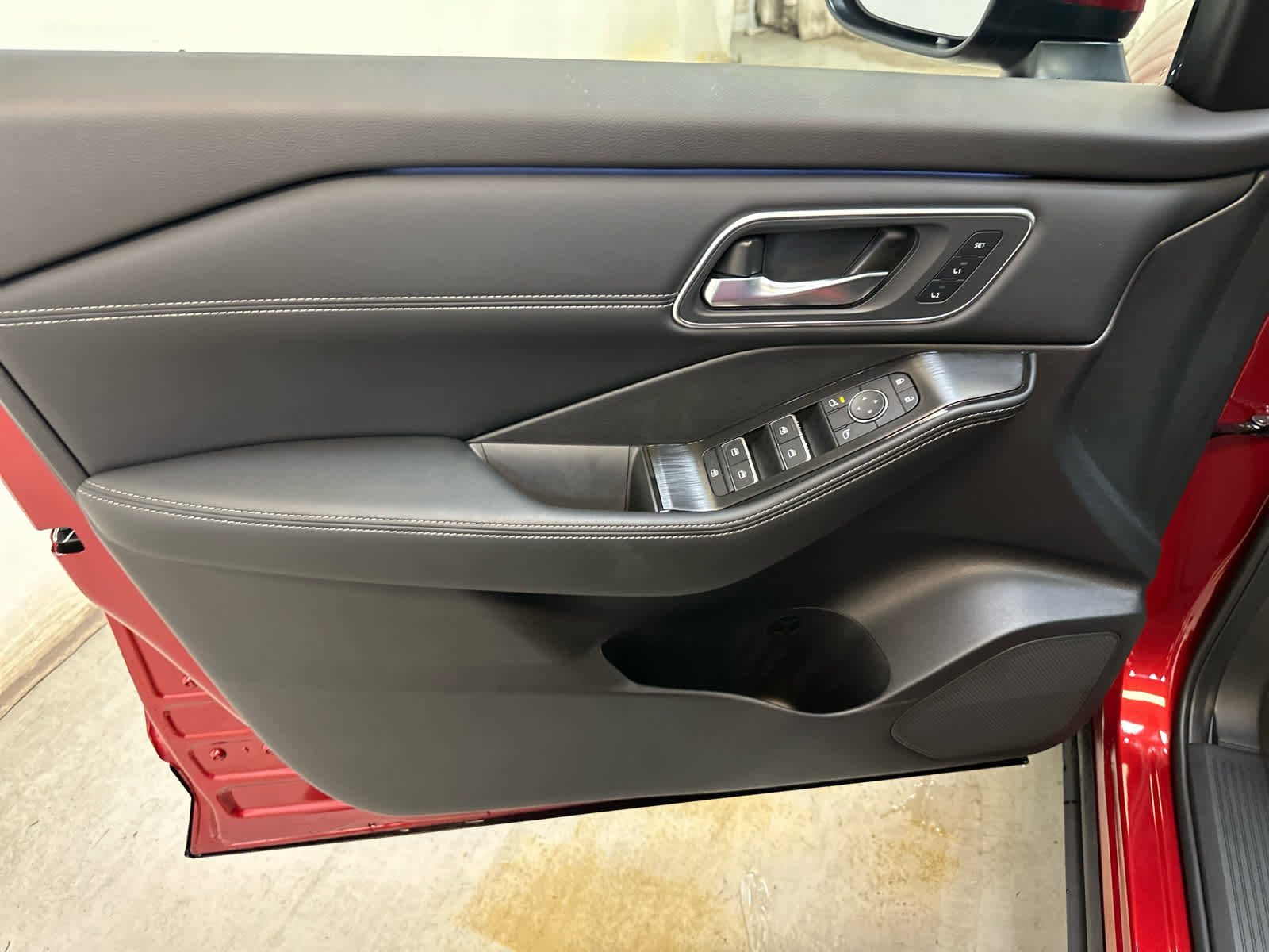 New 2026 Nissan Rogue Platinum image 19