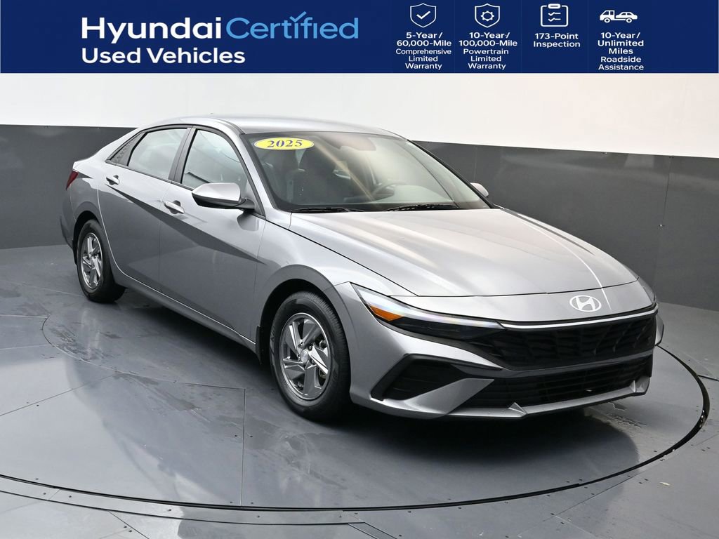Certified 2025 Hyundai Elantra SE
