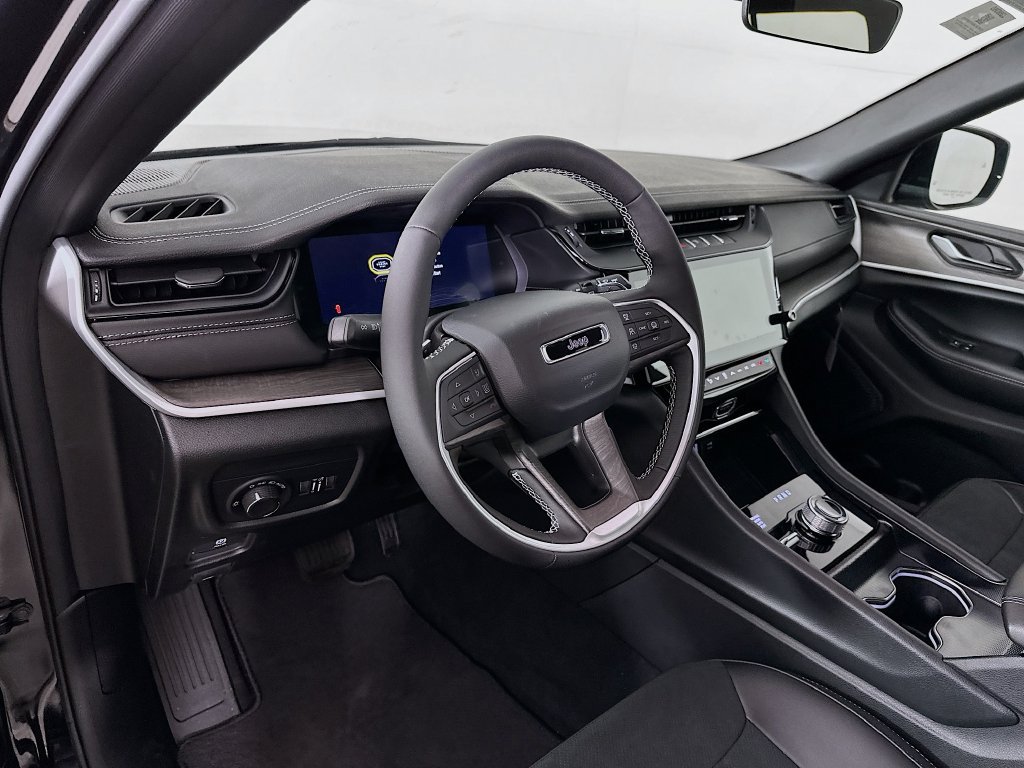 New 2026 Jeep Grand Cherokee L 4WD image 14