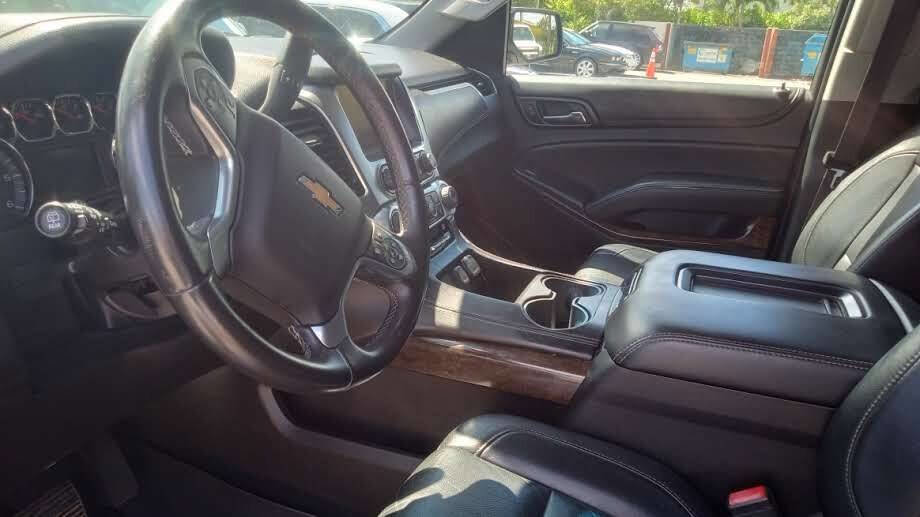 Used 2015 Chevrolet Suburban LT image 10