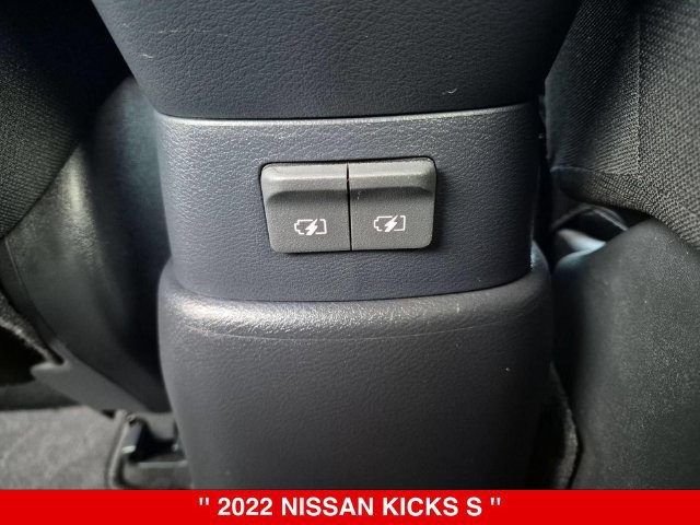 Certified 2022 Nissan Kicks S FWD image 30