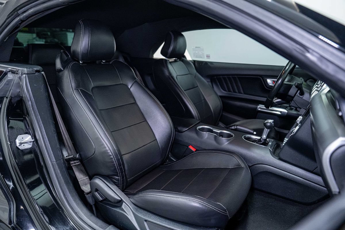 Used 2023 Ford Mustang Premium RWD image 17
