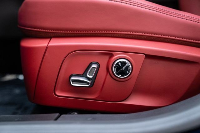 Used 2023 Maserati Ghibli Modena image 17