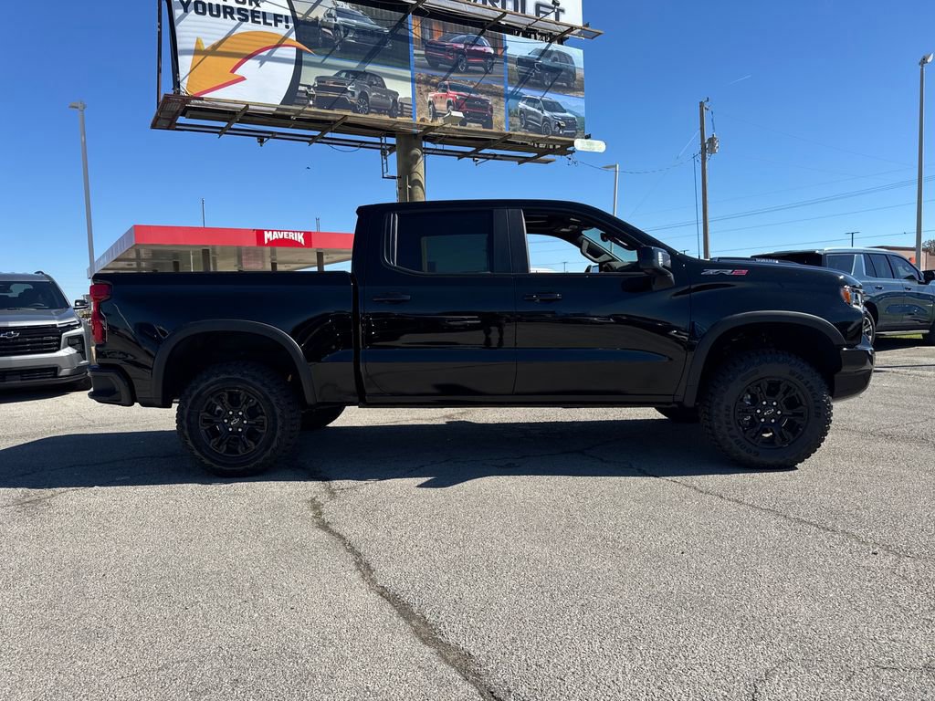 New 2026 Chevrolet Silverado 1500 ZR2 image 10