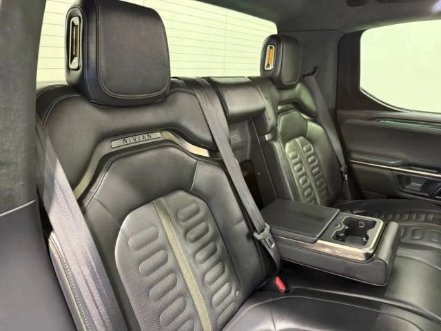 Used 2022 Rivian R1T Adventure AWD/4WD image 19