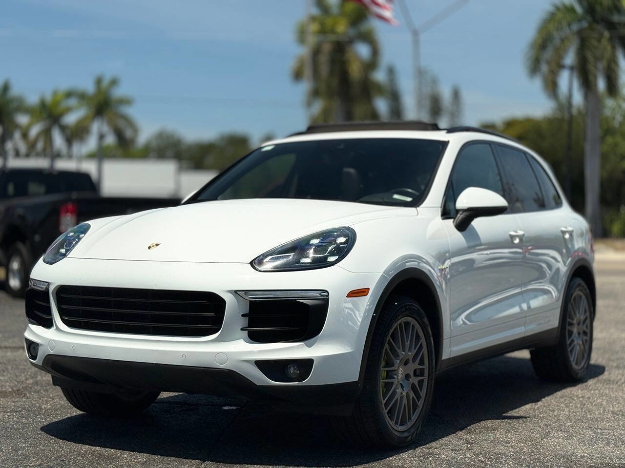 Used 2016 Porsche Cayenne S AWD/4WD video 1