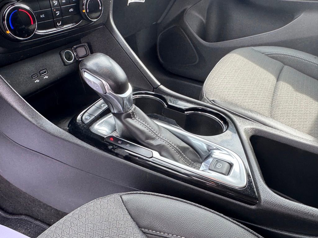 Used 2024 Buick Encore GX Preferred image 18