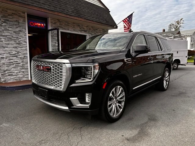 Used 2023 GMC Yukon Denali AWD/4WD image 1