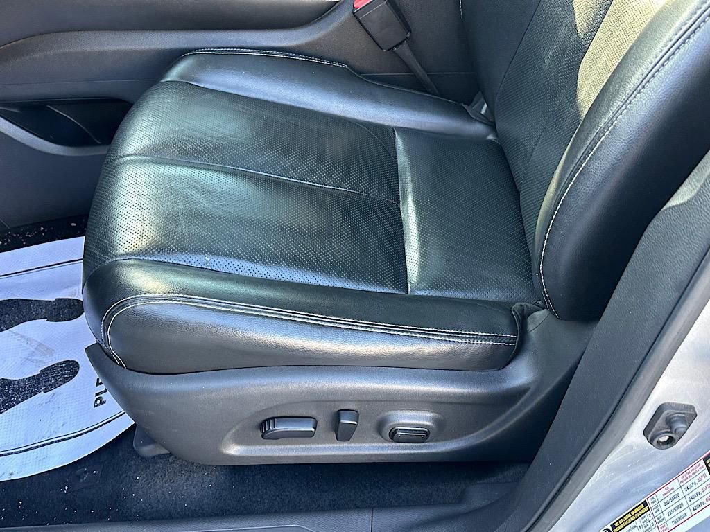 Used 2018 Nissan Murano Platinum w/ Cargo Package image 16