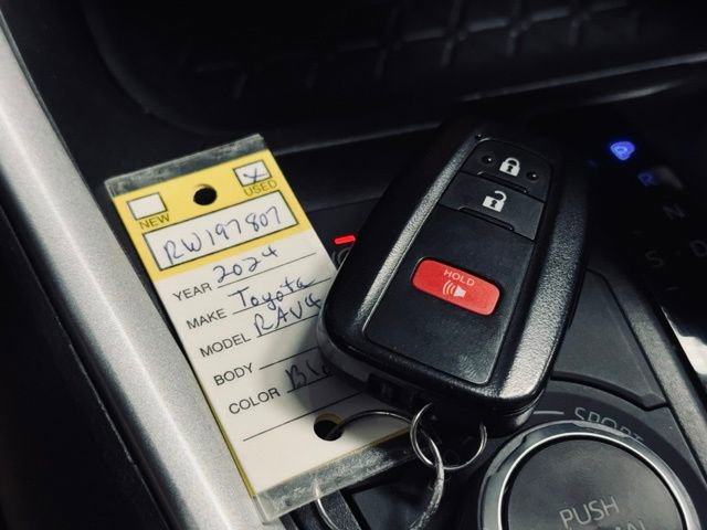 Used 2024 Toyota RAV4 XLE w/ Weather Package AWD/4WD image 34