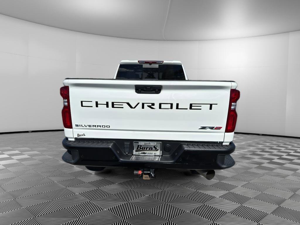 Used 2024 Chevrolet Silverado 2500 ZR2 image 6