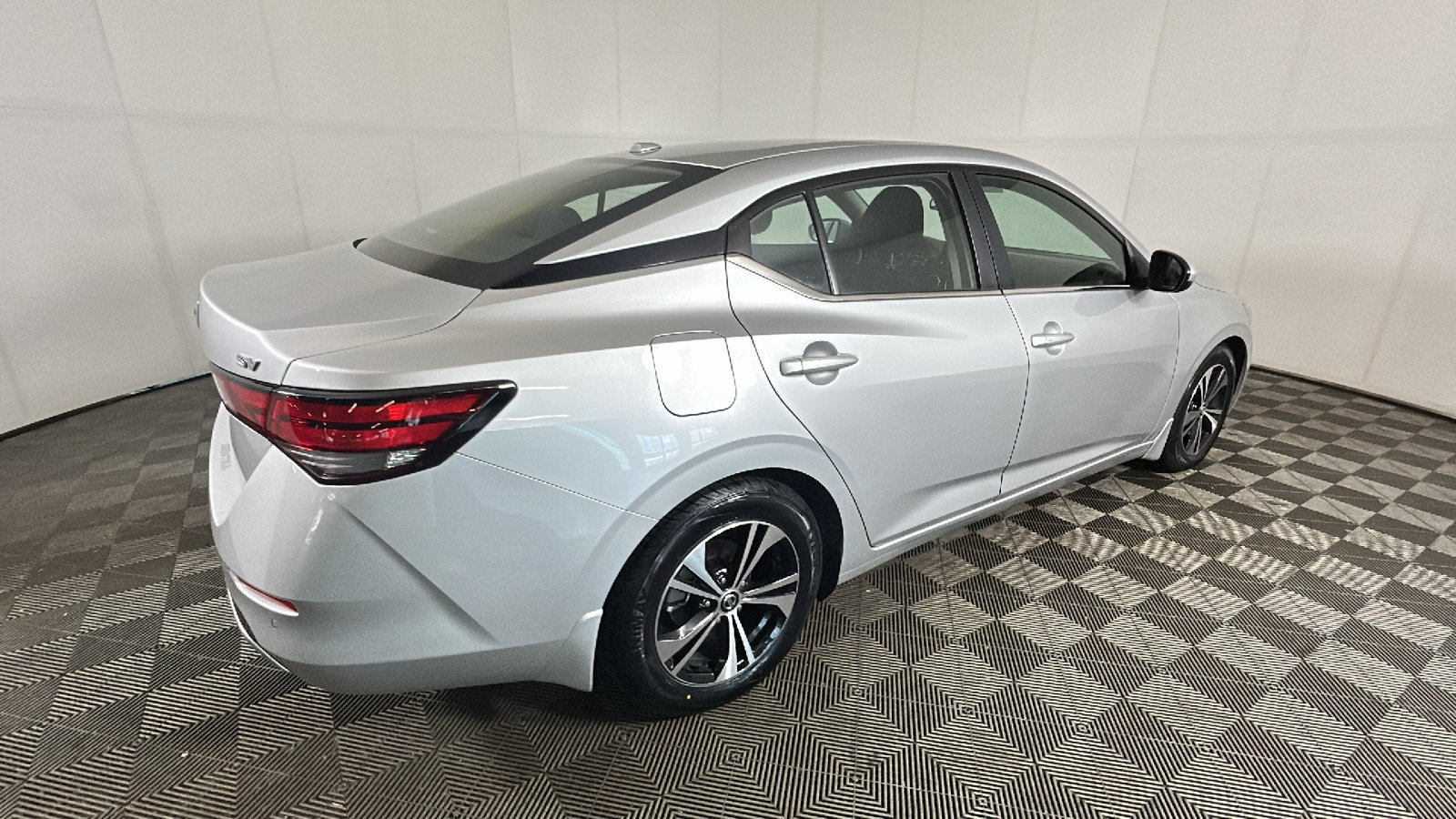 Used 2023 Nissan Sentra SV w/ All-Weather Package FWD image 3