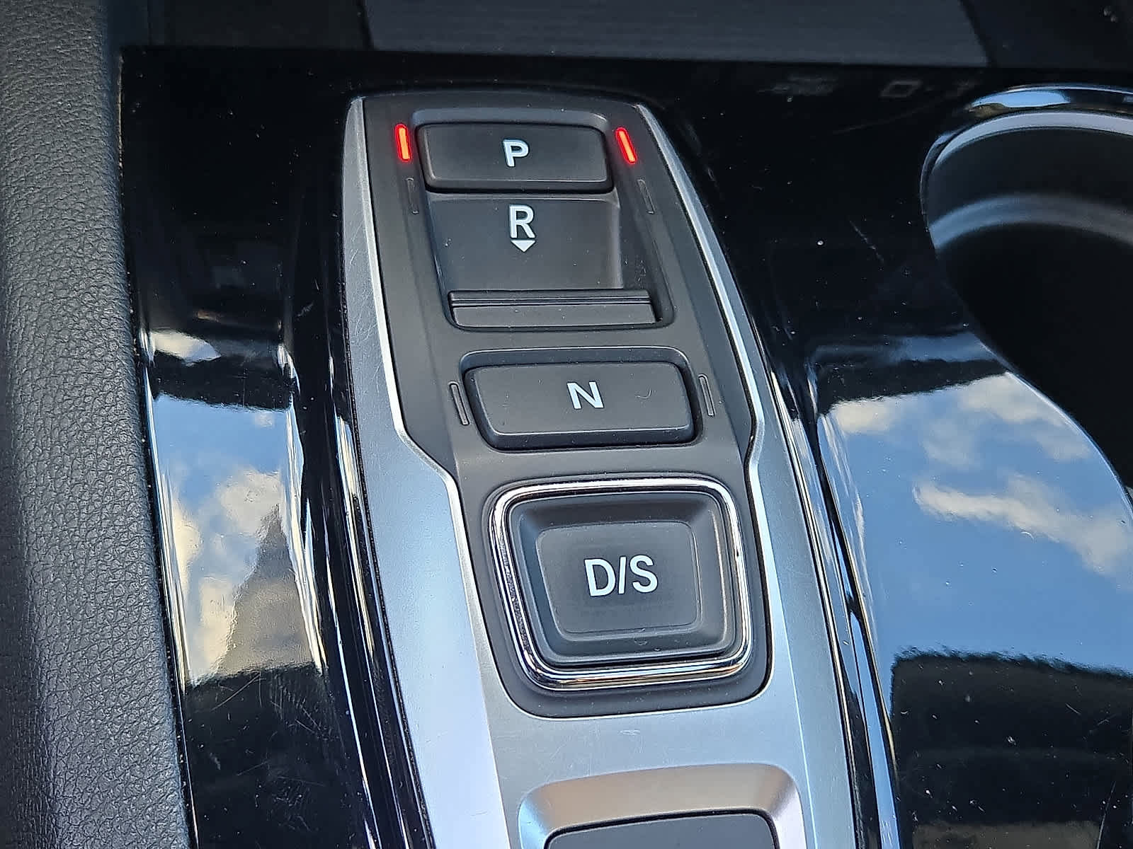 Used 2022 Honda Ridgeline Black Edition image 17