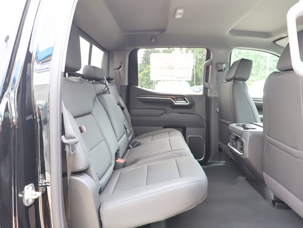 New 2026 GMC Sierra 1500 SLT w/ SLT Premium Package AWD/4WD image 40