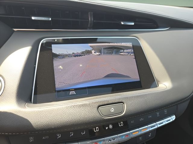 Used 2022 Cadillac XT4 Premium Luxury w/ Technology Package image 22