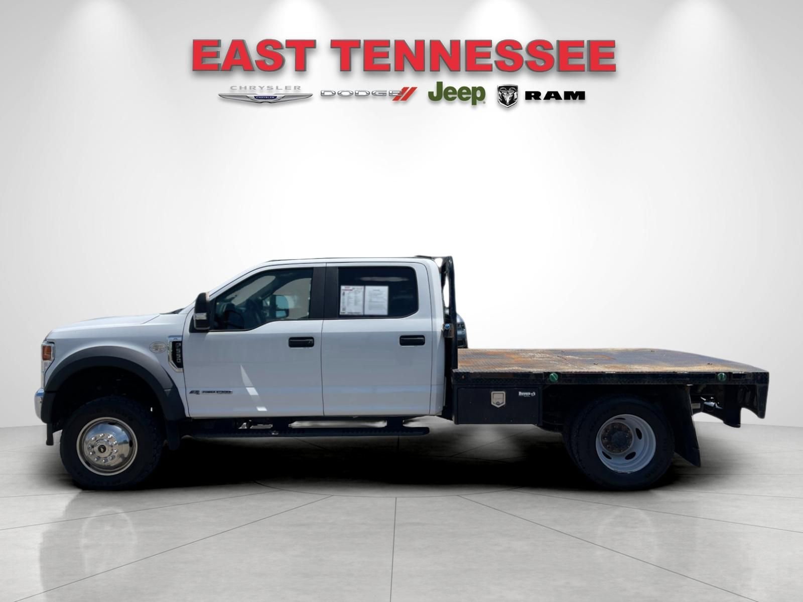 Used 2020 Ford F550 4x4 Crew Cab Super Duty w/ Power Equipment Group image 6