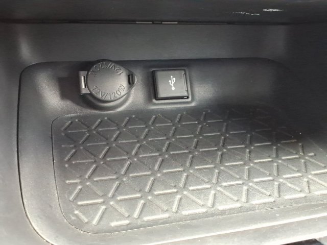 Used 2022 Toyota RAV4 XLE Premium AWD/4WD image 8