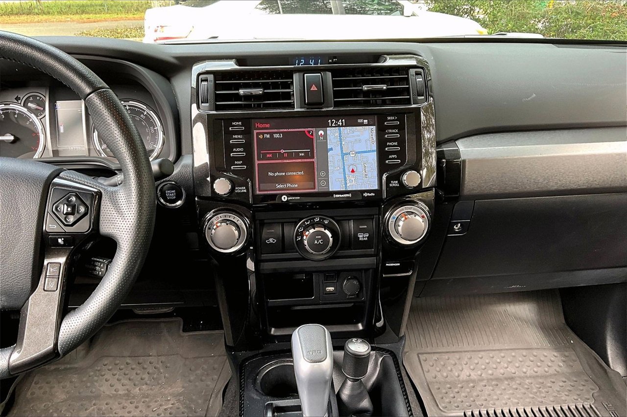 Used 2022 Toyota 4Runner TRD Off-Road Premium image 9