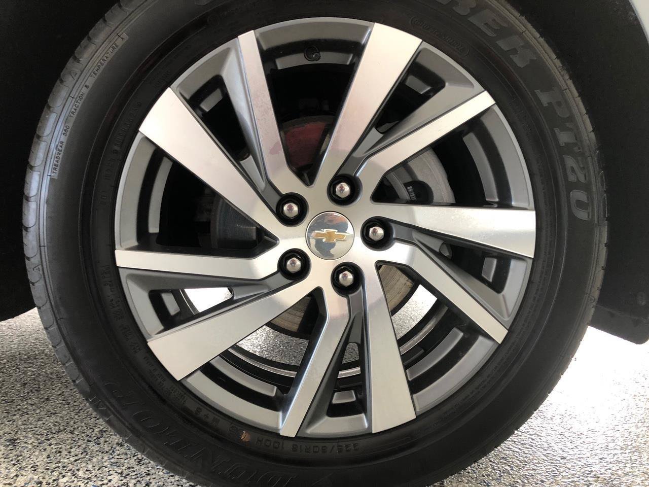 Used 2024 Chevrolet Equinox LT AWD/4WD image 7