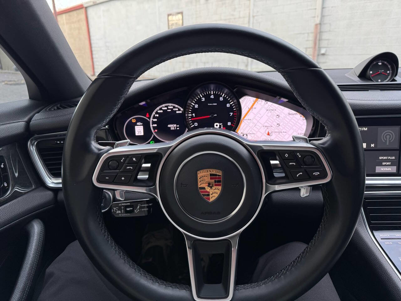 Used 2017 Porsche Panamera 4S image 12