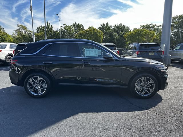 Used 2024 Genesis GV70 2.5T AWD/4WD image 4