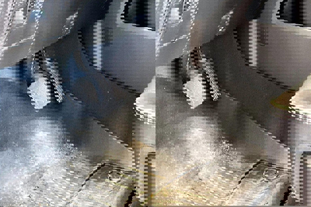 Used 2019 RAM 1500 Laramie w/ Sport Appearance Package image 22