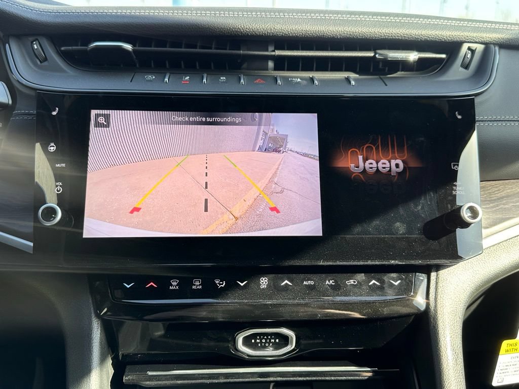 New 2026 Jeep Grand Cherokee Limited AWD/4WD image 39