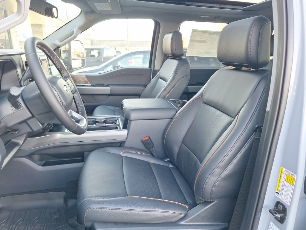 New 2026 Ford F250 Lariat w/ Lariat Premium Package image 4