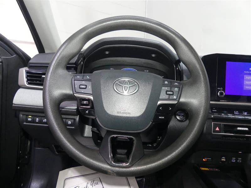 Used 2025 Toyota Camry LE w/ Convenience Package AWD/4WD image 30