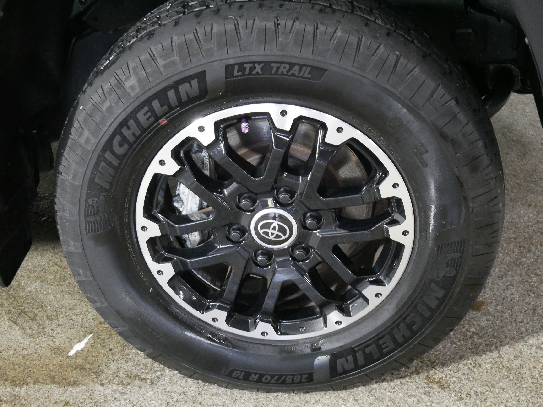 Used 2023 Toyota Tundra SR5 w/ TRD Off-Road Package AWD/4WD image 15