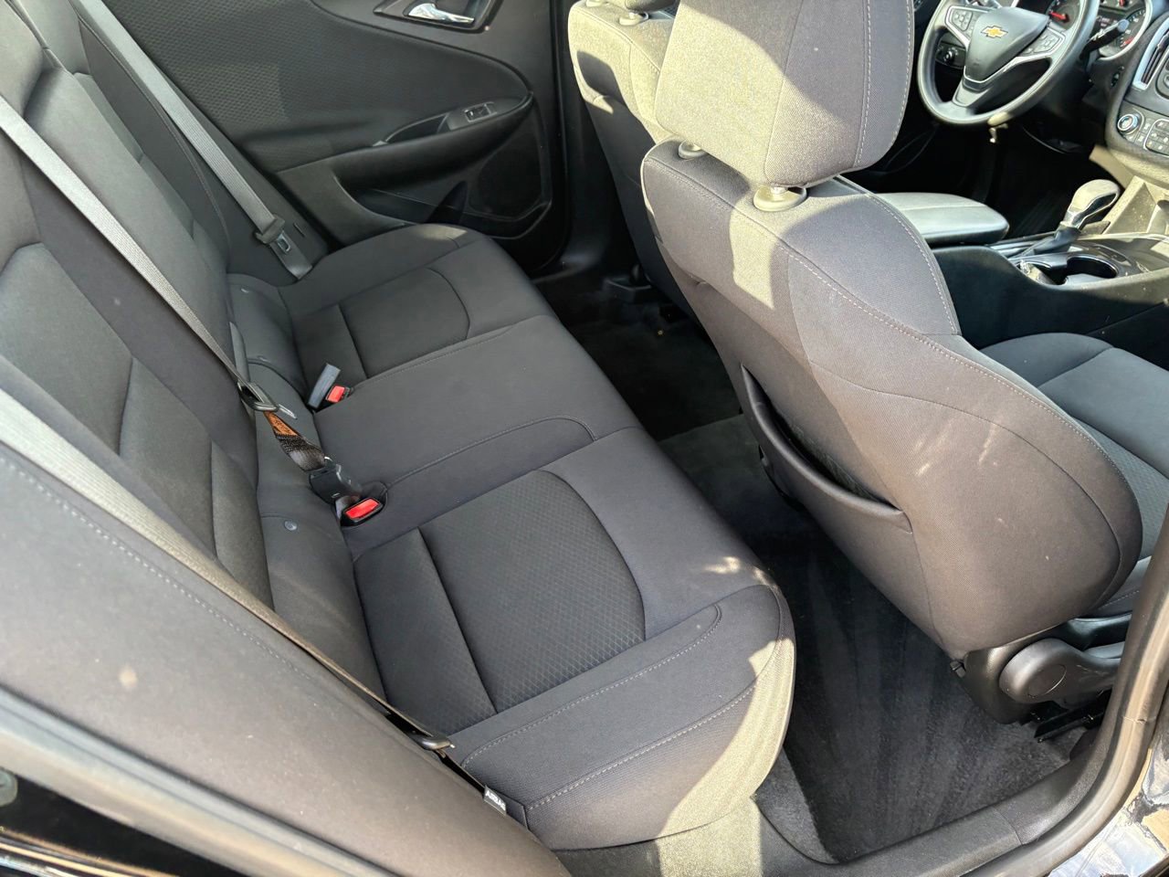 Used 2024 Chevrolet Malibu LT image 31
