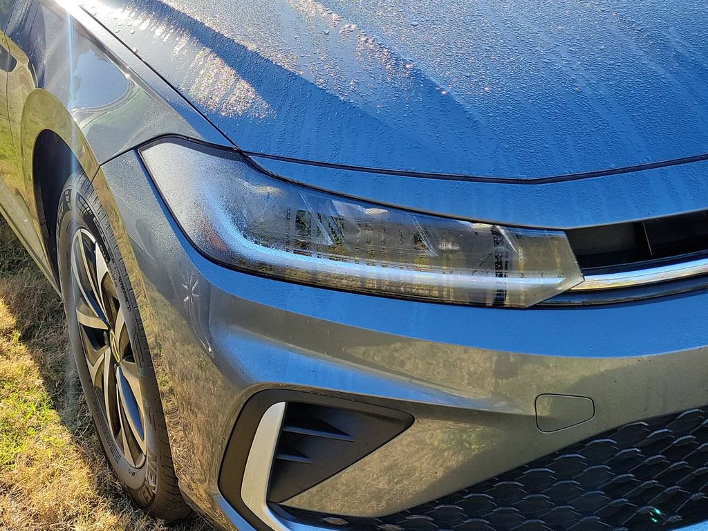 Used 2025 Volkswagen Jetta S image 4