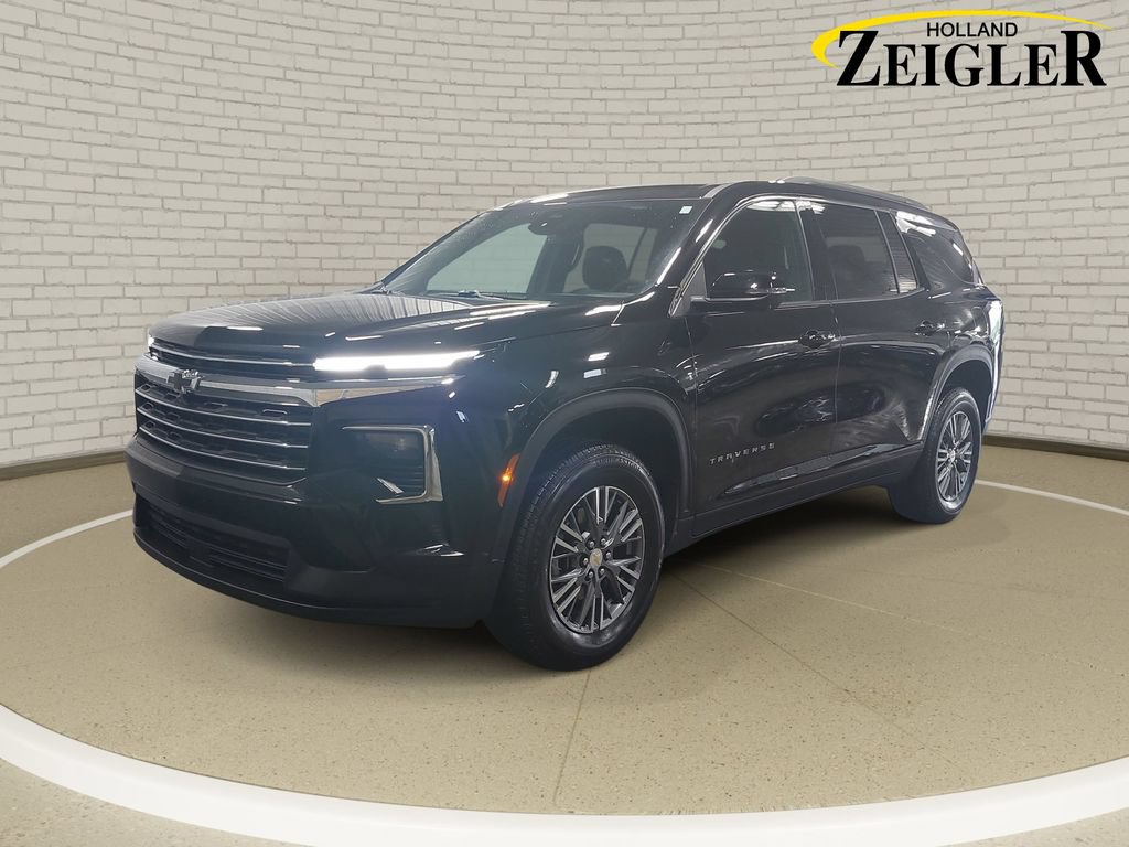 Used 2026 Chevrolet Traverse LT w/ Driver Confidence Package AWD/4WD image 1